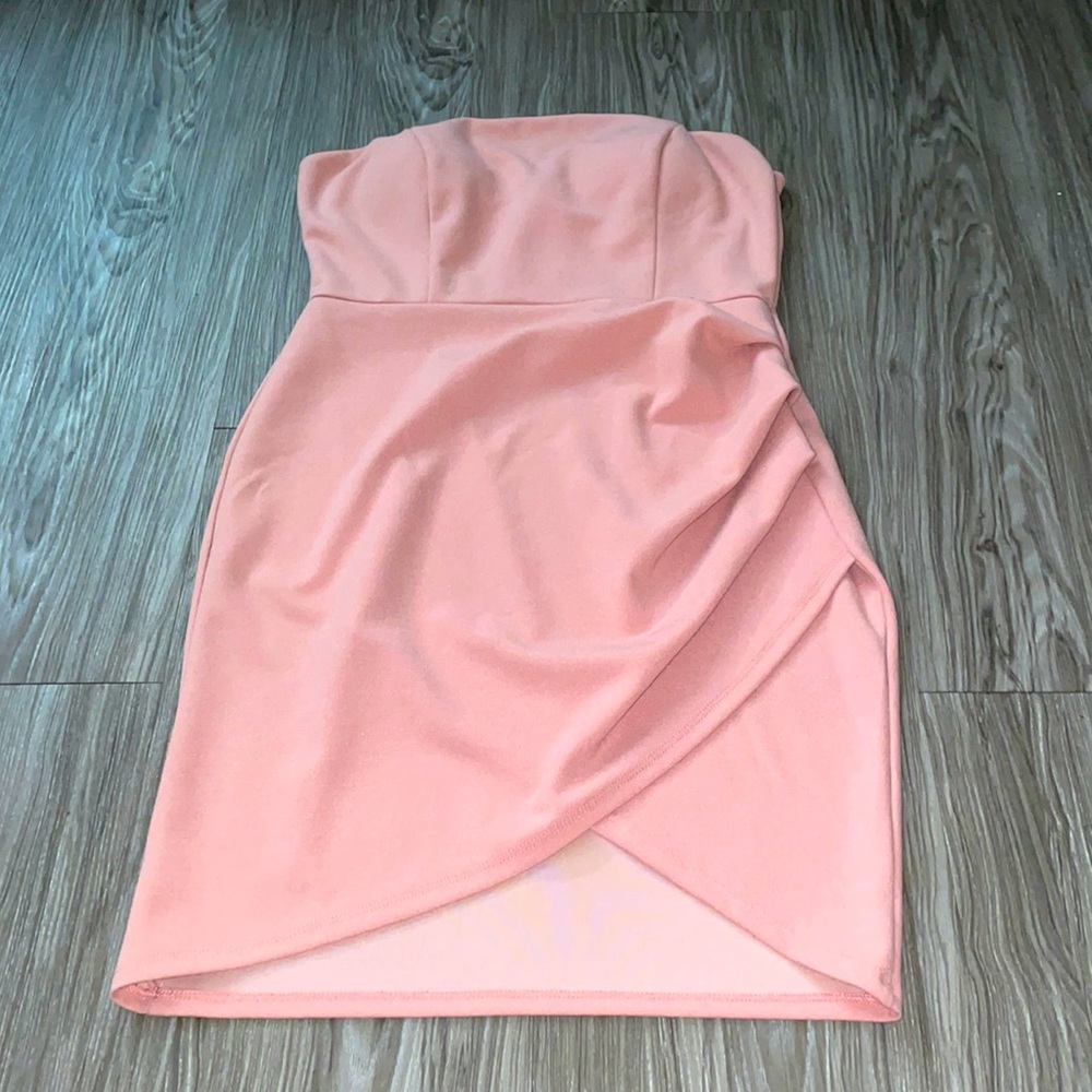 Strapless dress